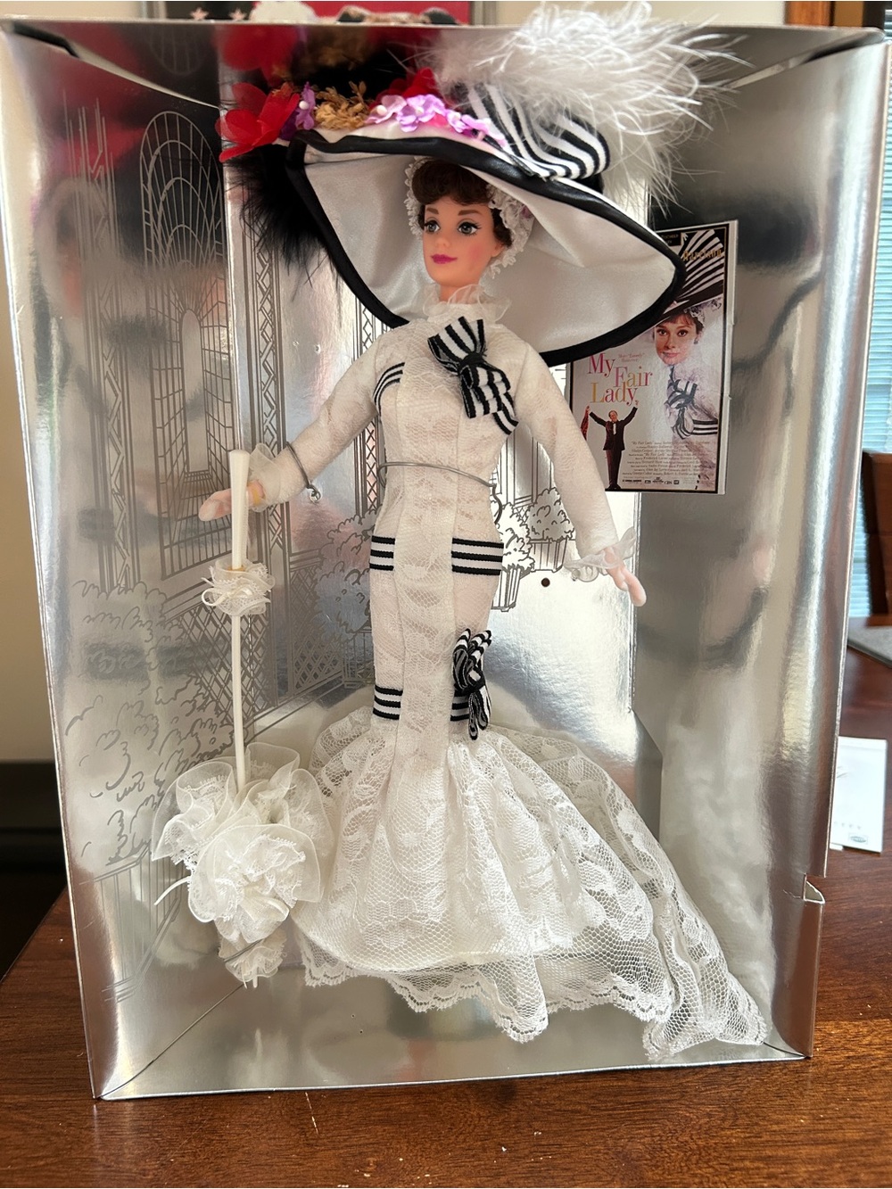 Vintage 1995 Barbie My Fair Lady Eliza Doolittle Ascot Complete w/Bix